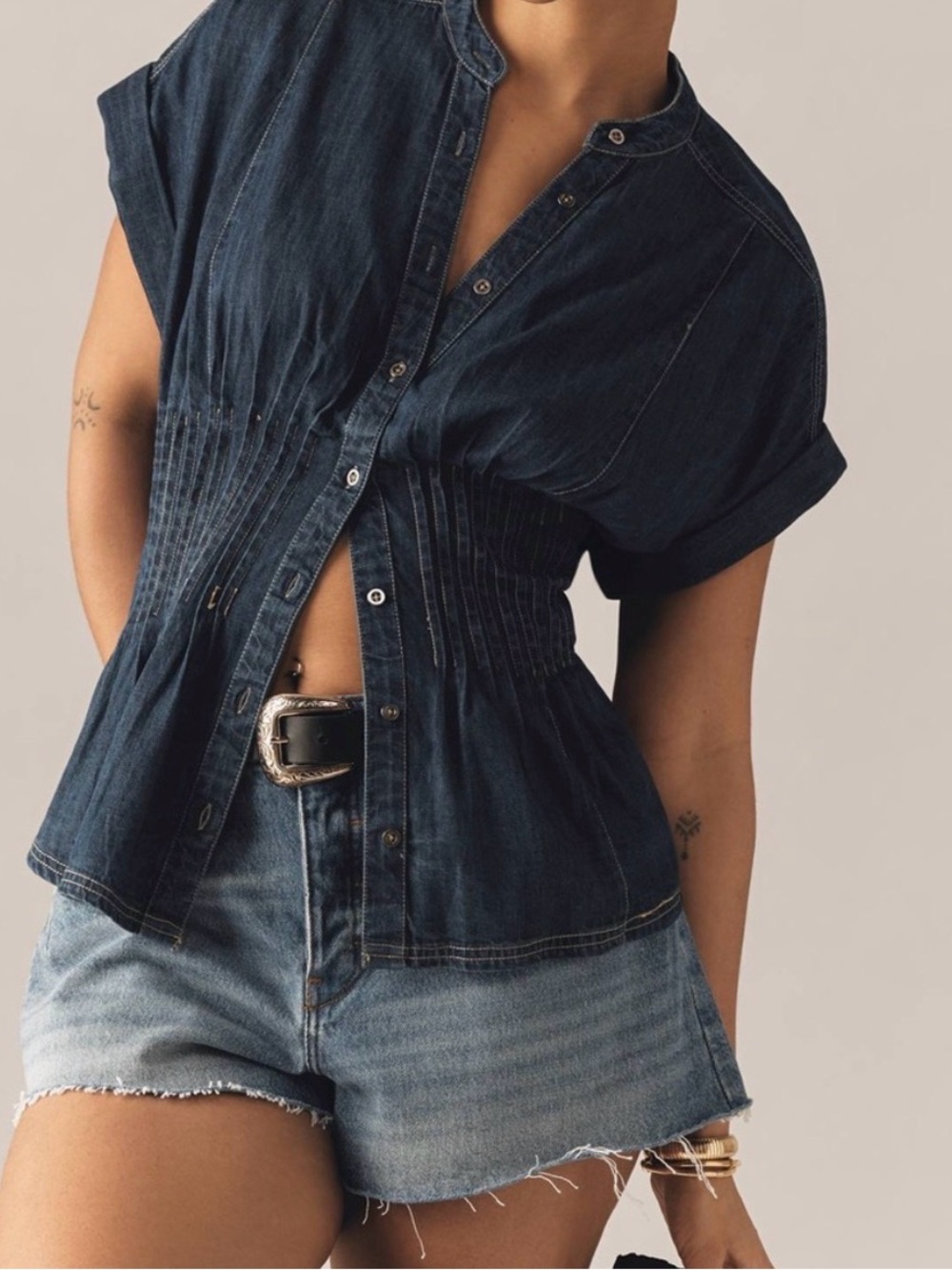 NWT The Linden Denim Pleated Waisted Blouse by Pilcro Size Small - Picture 4 of 8